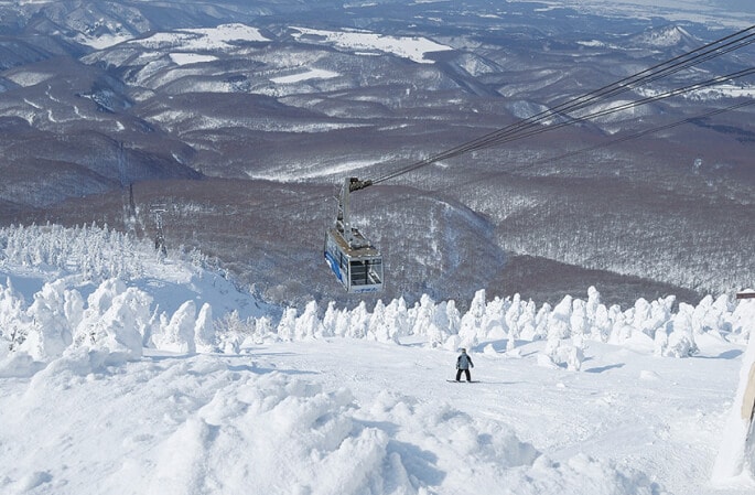 Discover Hakkoda: Japan's Mecca for Mountain Skiing